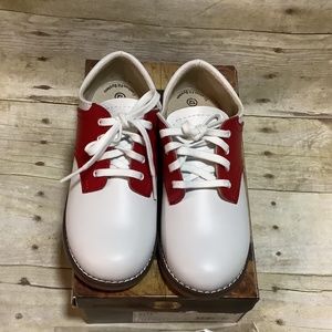 BNIB Footmates Cheer Red and White Saddle Shoe - US Kids Size 12